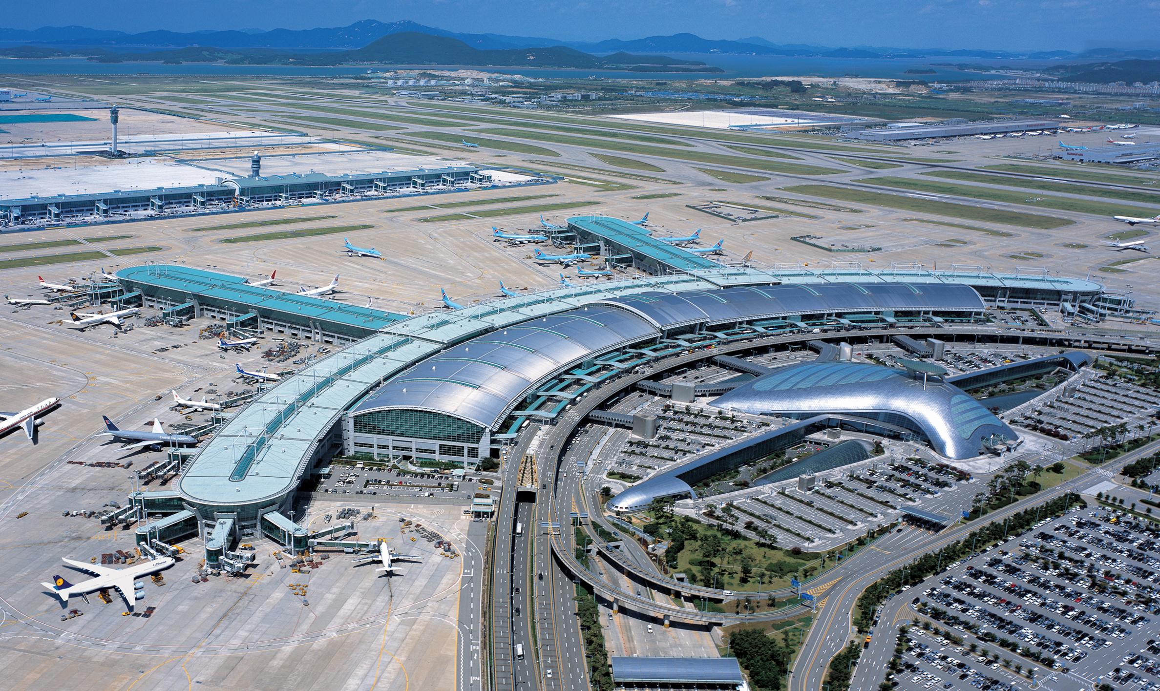 Сайты международных аэропортов. Международный аэропорт Инчхон. Корея аэропорт Инчхон. Аэропорт в Корее Сеул. Сеульский аэропорт Инчхон.